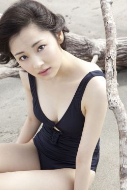 探索原神妮露掀起奶盖黄